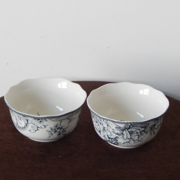 222 FIFTH Adelaide Porcelain Luxurious Scalloped Edge Bowls Set of Two New - Picture 5 of 8